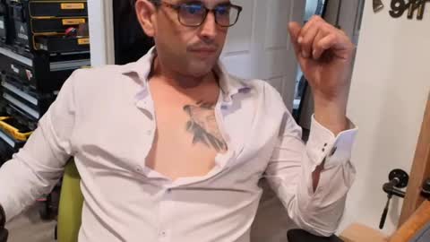 SilverBulture online show from June 2026 01:14:02 AM