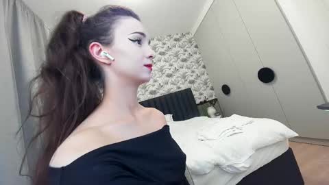 Erik and Alice online show from March 2025 05:52:02 AM