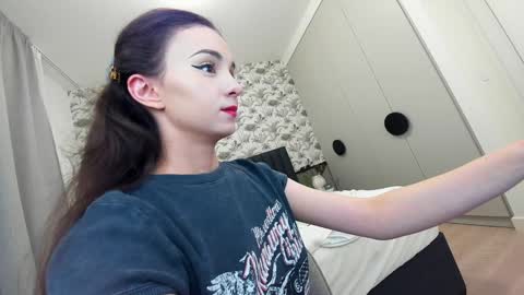 Erik and Alice online show from March 2025 02:38:02 AM