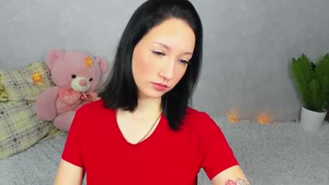 eileenmoores online show from November 2025 03:02:01 PM