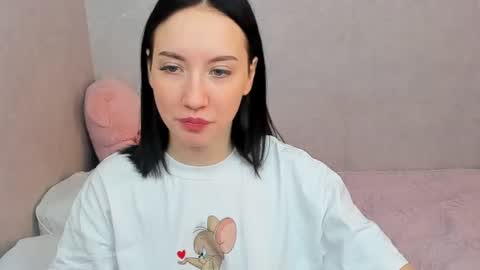 eileenmoores online show from March 2026 01:04:02 PM