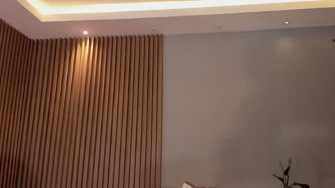 Eilin online show from January 2025 12:31:01 PM