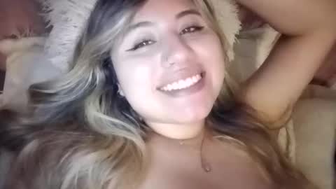 EIMY   MODEL INDEPENDENT online show from March 2026 09:11:02 AM