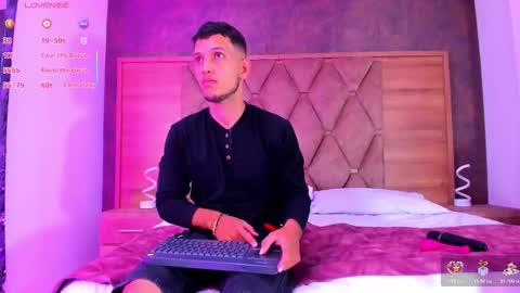 YG COUPLE online show from January 2026 07:52:02 PM