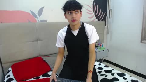 Eimyflorian online show from January 2025 05:47:02 PM