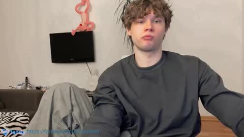 Eitan online show from March 2025 02:19:02 PM