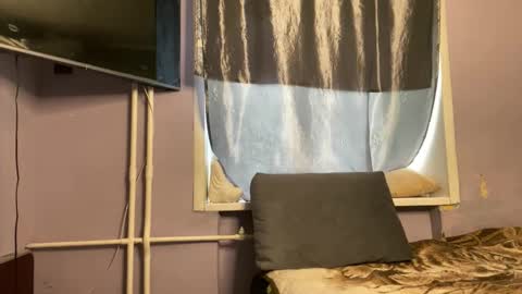 Eitan online show from February 2026 05:35:01 AM