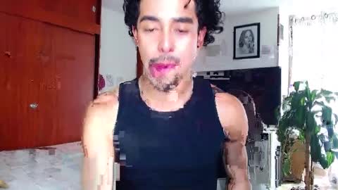 xoxo online show from April 2026 09:49:02 PM