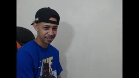 Snapshot of el_menor chatting on June 2026 03:38:01 AM Instagram BelowAbajo online show from June 2026 03:38:01 AM
