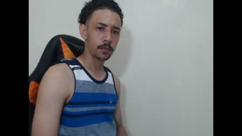Snapshot of el_menor chatting on July 2026 03:15:02 AM Instagram BelowAbajo online show from July 2026 03:15:02 AM