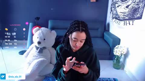 Snapshot of ela_0 chatting on January 2025 08:15:01 PM Ela  Help me reach 100 thumbs up online show from January 2025 08:15:01 PM