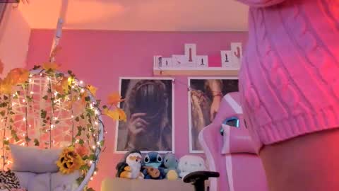 Ela online show from October 2025 05:35:02 AM