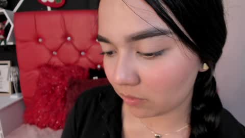 Ela online show from December 2024 10:43:02 PM