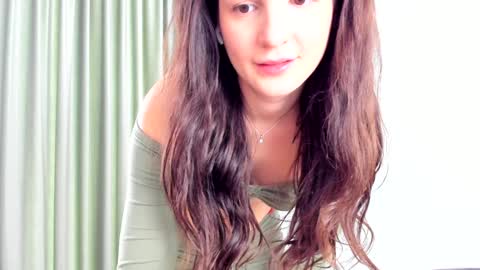 Snapshot of elaanna chatting on January 2025 09:52:01 AM Ela online show from January 2025 09:52:01 AM