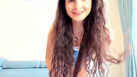 Snapshot of elaanna chatting on February 2025 07:26:02 AM Ela online show from February 2025 07:26:02 AM