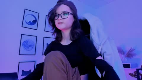Your sweet girl online show from December 2024 07:28:02 PM