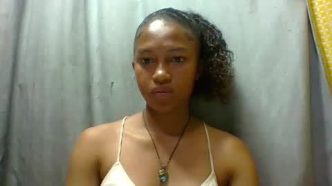 elaliealdy online show from November 2025 06:38:02 AM