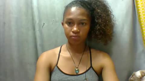 elaliealdy online show from November 2025 06:43:01 PM