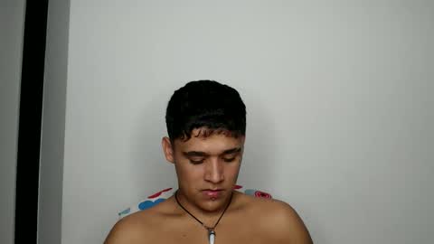 Snapshot of elandor__79876 chatting on May 2026 07:36:01 AM elandor online show from May 2026 07:36:01 AM
