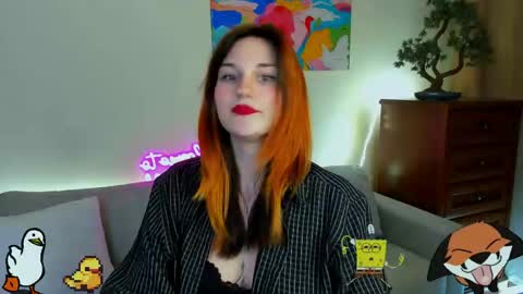 Elani online show from April 2026 07:18:01 PM