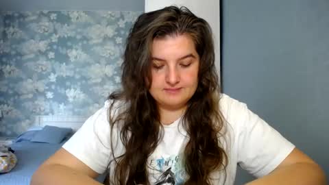 Snapshot of elanis_blair chatting on August 2026 12:07:01 PM Elanis online show from August 2026 12:07:01 PM