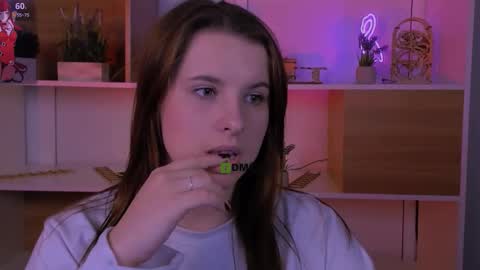 Elara online show from November 2025 07:37:01 PM