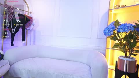 Snapshot of elasummeer chatting on September 2025 11:44:01 AM Elasummeer online show from September 2025 11:44:01 AM