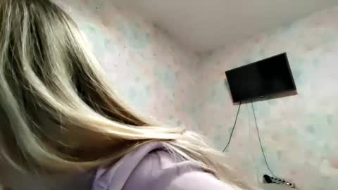 MIa online show from February 2026 01:21:01 PM