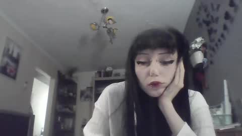 Snapshot of elaynetanton chatting on May 2026 05:29:02 PM Lia online show from May 2026 05:29:02 PM