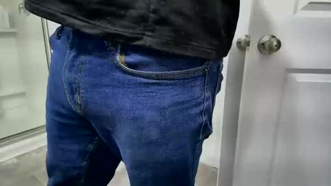 Snapshot of eldongue2024 chatting on February 2025 12:08:01 PM eldongue2024 online show from February 2025 12:08:01 PM