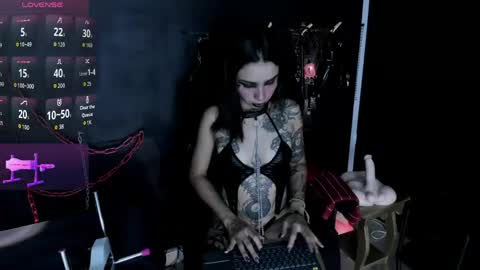 Snapshot of electra_darkk chatting on April 2026 04:57:02 PM Electra online show from April 2026 04:57:02 PM