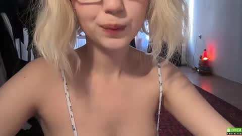Snapshot of electric_woman chatting on July 2026 02:23:02 PM Aleksa online show from July 2026 02:23:02 PM