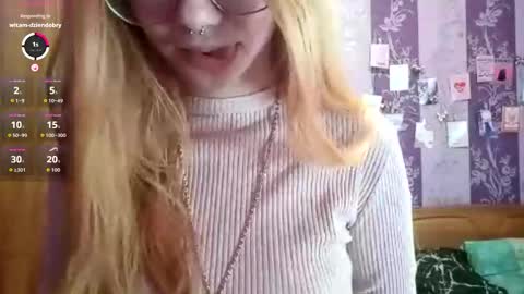 Mia online show from March 2026 02:14:02 AM