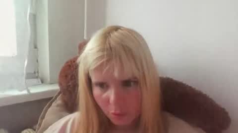 Snapshot of elenaflirt chatting on June 2026 03:43:02 PM Elena online show from June 2026 03:43:02 PM