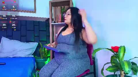 elenna_boobs_ online show from August 2026 02:25:01 AM