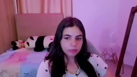 Snapshot of elenna_hotx chatting on May 2026 09:20:02 PM agnes online show from May 2026 09:20:02 PM