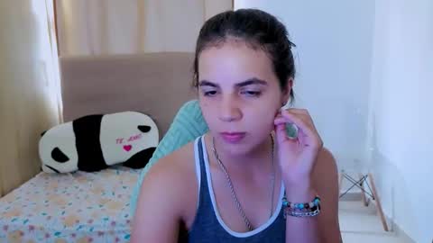 Snapshot of elenna_hotx chatting on May 2026 05:18:02 PM agnes online show from May 2026 05:18:02 PM