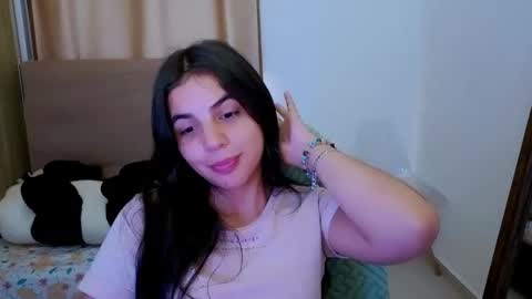 Snapshot of elenna_hotx chatting on May 2026 08:26:02 PM agnes online show from May 2026 08:26:02 PM