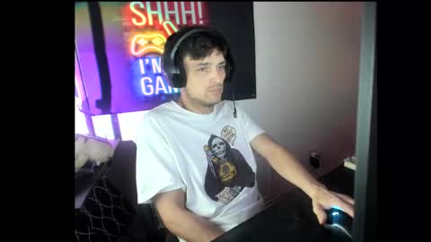 elephantrunkman online show from March 2025 04:28:01 AM