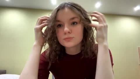 Mila online show from March 2026 05:28:01 PM