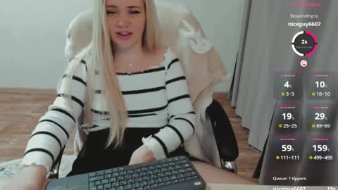 Snapshot of elia_ chatting on May 2026 06:08:02 AM Ella online show from May 2026 06:08:02 AM