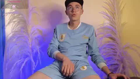 Elian online show from January 2025 01:14:01 PM