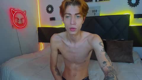eliann_adam online show from January 2025 04:51:02 PM
