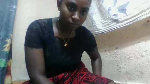 Snapshot of eliannee chatting on December 2025 07:17:01 AM eliannee online show from December 2025 07:17:01 AM