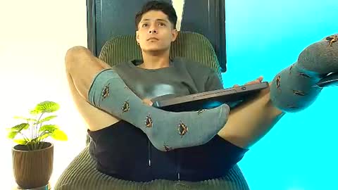 elias_salvatore_ online show from July 2026 03:29:02 PM
