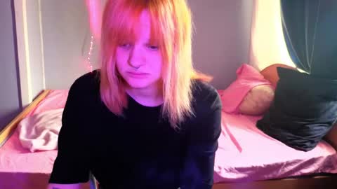Snapshot of elieiza_xo chatting on May 2026 09:28:01 AM elieiza_xo online show from May 2026 09:28:01 AM