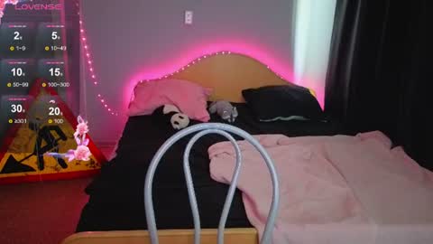 Snapshot of elieiza_xo chatting on June 2026 10:09:01 AM elieiza_xo online show from June 2026 10:09:01 AM