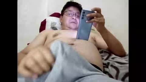 elimposstor online show from November 2025 01:04:01 AM