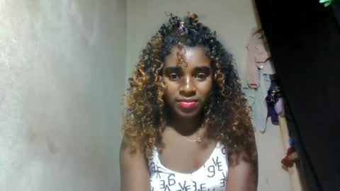 Snapshot of elina981 chatting on July 2026 10:43:02 AM elina981 online show from July 2026 10:43:02 AM