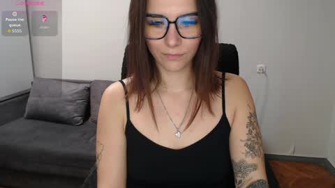 Snapshot of elina_posh chatting on April 2026 11:15:01 AM Liza online show from April 2026 11:15:01 AM